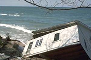 Collapsed structure on Lake Michigan in the 1970s Collapsed structure on Lake Michigan in the 1970s